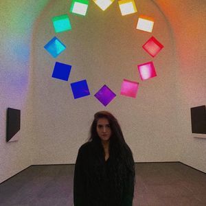 Meet your Posher, Eleni